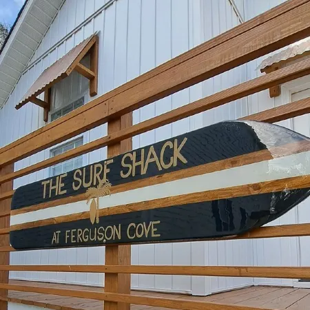 STEPS FROM BEACH The Surf Shack