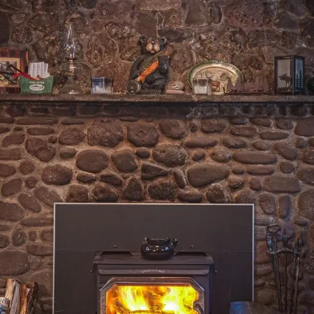 Claryville Cabin with 1,500 ft Trout River in the Catskill Mountains