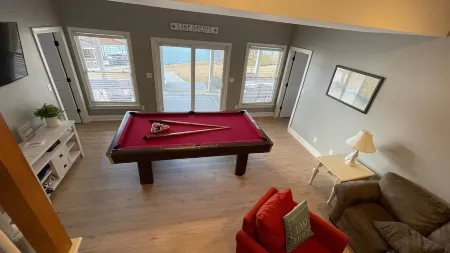 Best Dock on LKG, 7 Bedrooms, 2 Kitchens, 4 Bath, 2 OPEN Boat Slips