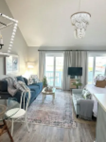 Oceanside Studio Condo. Walking Distance to Beach! Hotels in Emerald Isle