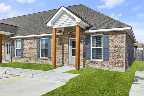 Peaceful & Convenient 2 Bed 2 Bath Apartment for you short/mid term cirucmstance Hotels in Walker
