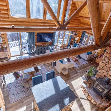 Cabin close to the Lake, Sleeps 8