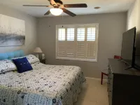 St Simons Island,  2 bedroom, 2 bath condo, short walk to village and beaches.