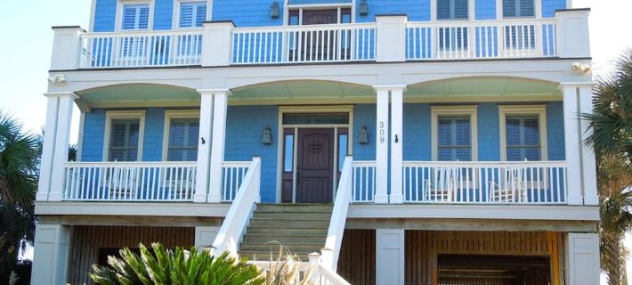 Oceanfront Relaxation at Its Best! Magnificent 5 Bed &5.5Bath 3 Blocks from Pier Hotels in Folly Beach