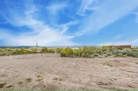 Modern marble beauty with easy access to hiking, UTV, and mountain bike trails - Villas