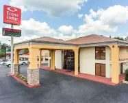 Econo Lodge Inn & Suites Griffin North - parking