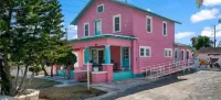 Charming 2-bedroom apartment with AC, WiFi in fabulous Clearwater
