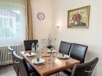 Zum Munteren Eichhörnchen