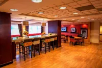 Hampton Inn Groton - Frühstück
