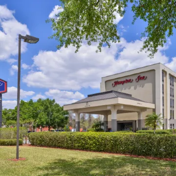 Hampton Inn Closest to Universal Orlando Отели рядом с достопримечательностью «Юниверсал Студиос Флорида»