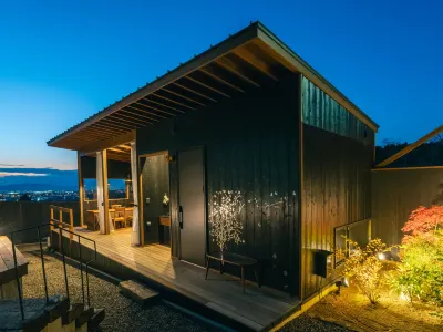 private your resort ITTEKURAi 石鎚神社 土小屋遙拝殿周辺のホテル