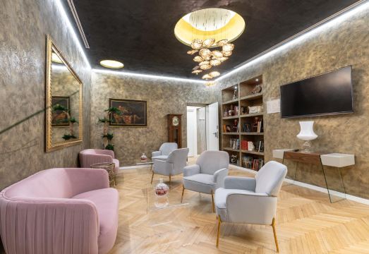 호텔 까라비따 위치