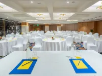 Golden Tulip Jaipur City Center Hotele w: Jaipur