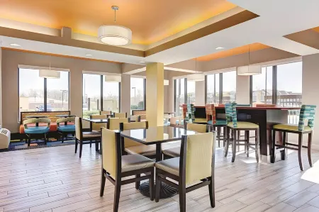 OYO Townhouse Jackson - Ridgeland