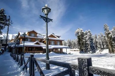 Hotel Heevan Retreat