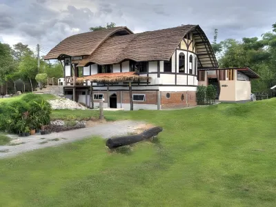 Sanita Cottage Hotels in Chom Bueng