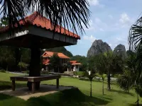 Maan Mek Talay Mok Resort Hotels near Gaia New Earth Heaven ชุมชนแสงโลกใหม่