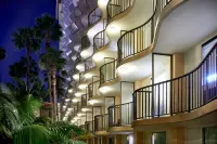 Los Angeles Airport Marriott Hotels in Los Angeles International Airport