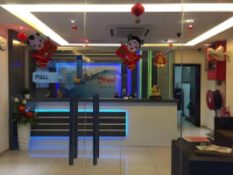 Dolphin Hotel
