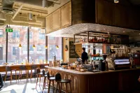 Residence Inn Calgary Downtown/Beltline District - bar