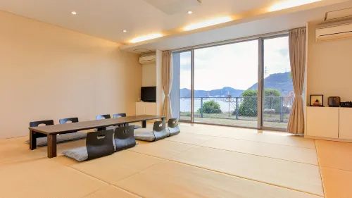 関門海峡を一望できる絶景の宿 満珠荘 - 駐車場