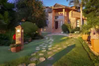 Jenny's Guest House Отели в г. Grahamstown