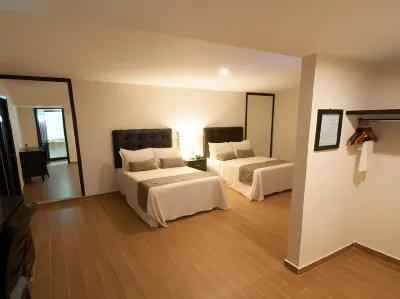 Country Hotel & Suites Hotels near Fiesta de Octubre