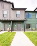 Unique Townhome w/ Wild Cabin Feel & 2 Car Garage