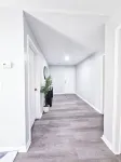 5 Min. from Elon w/in Unit Washer + Dryer - Fast Wi-Fi - Smart TVs