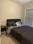New Spacious 3 bedroom 2.5 bath town house near the Airport Hotels near Marshalls