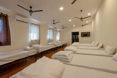 Hotel Vintage Hills Resort Các khách sạn gần BOLHEGAON PHATA