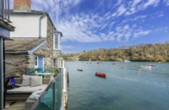 The Glass House, Fowey Luxury, parking & mooring Hotels in Fowey