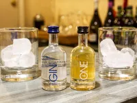 Elder Grove - bar