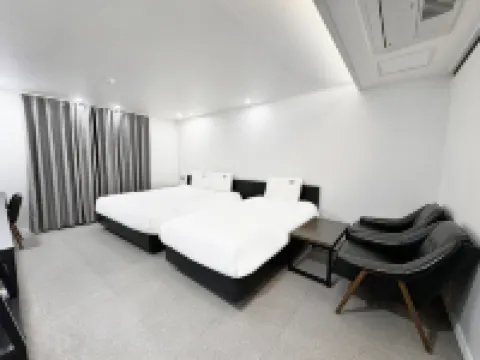 Jinju Hotel the V Hotels in Jinju