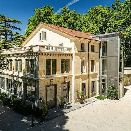 Manoir le Roure