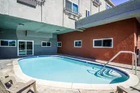 Maywood Inn Hotel a Commerce