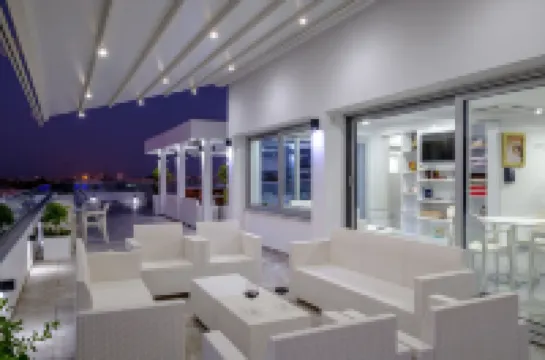 Art & Wine Boutique Hotel