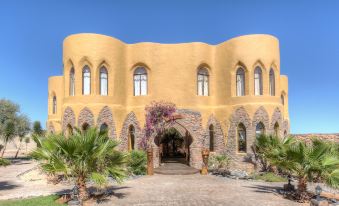 Le Mirage Resort & Spa