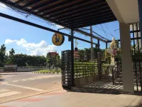 Dino Studio Hotels in Amphoe Yang Talat