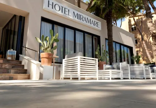Hotel Miramare - Spa & Suites - Free Breakfast & Brunch Until 13-00 - Pet friendly
