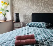 aux deux tours Hotels in Sains-du-Nord