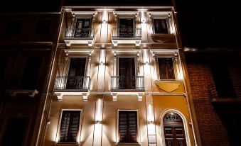Elite Accommodations & Hydromassage Pool