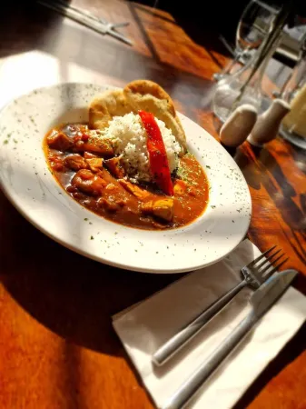 Wellington Hotel Отели в г. Сифорд