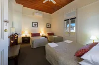 Commercial Travellers House Hotels in Gulgong