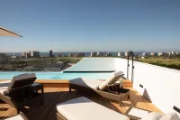 Anew Hotel Green Point Cape Town - مسبح غير متناهي