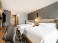 Crowne Plaza KEARNEY by IHG Hotels in Collins