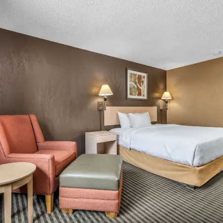 Seven Oaks Hotel Regina, SureStay Collection by Best Western