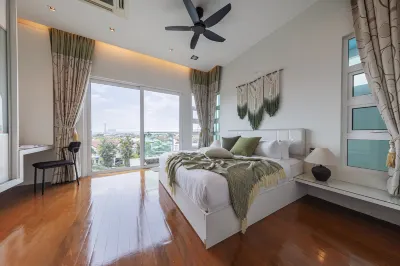 42Pax: 13BR Thai Villa | Luxury Vacation @ PJ Hôtels à : 