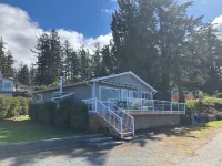 Cozy 2-bedroom cabin in charming Mutiny Bay - 2-Star