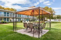Howard Johnson by Wyndham Albany Hotels in Westmere